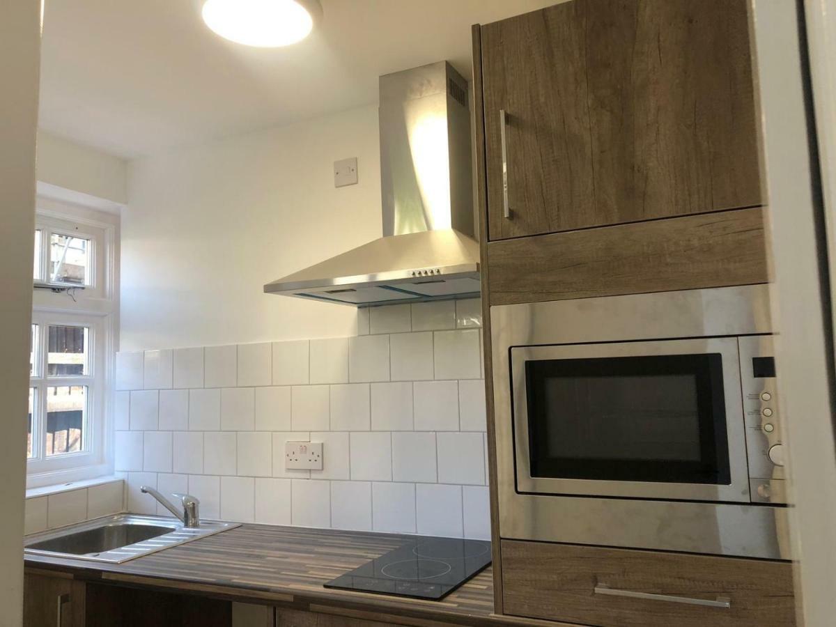 Safe Move - 23 Lancaster House Apartment เลสเตอร์ ภายนอก รูปภาพ