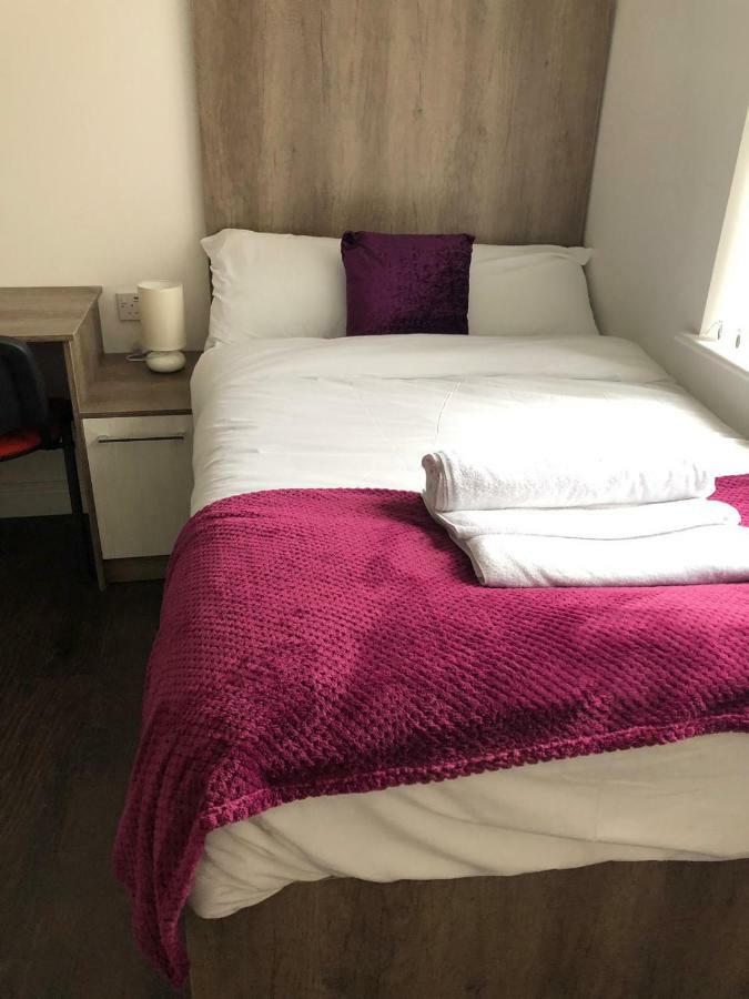 Safe Move - 23 Lancaster House Apartment เลสเตอร์ ภายนอก รูปภาพ