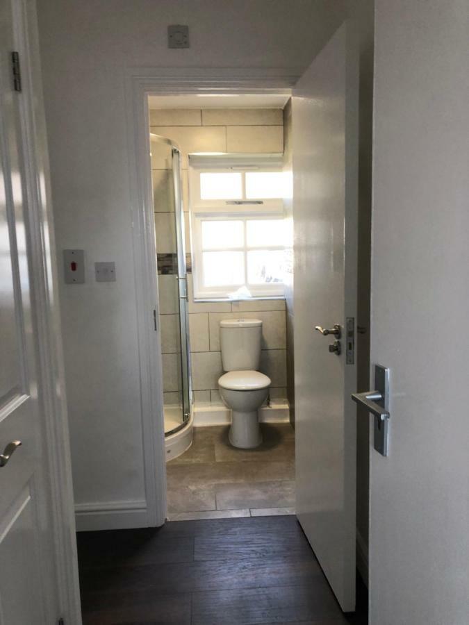 Safe Move - 23 Lancaster House Apartment เลสเตอร์ ภายนอก รูปภาพ